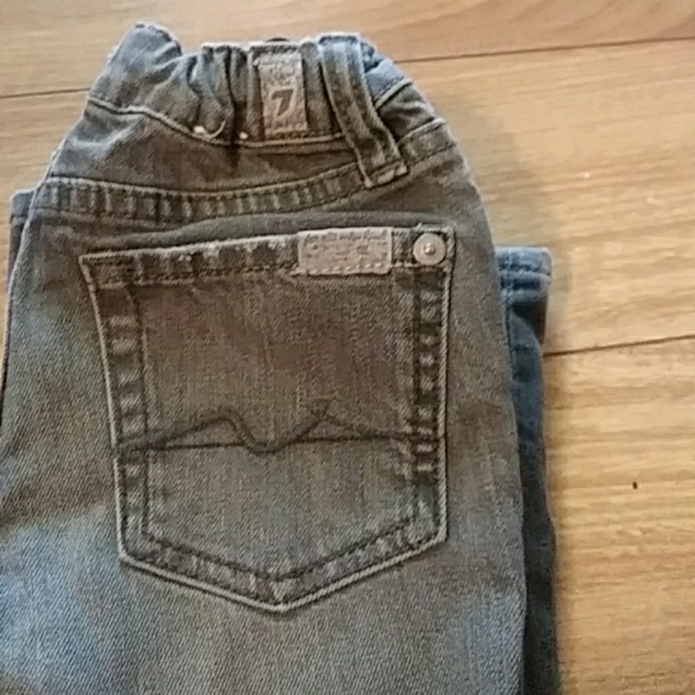 7 for all mankind